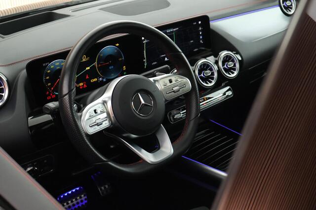 Mercedes-Benz EQA 250 190pk AMG Line 67 kWh SOH 98% Trekhaak 360Camera Memory HUD Burmester Panoramadak Navigatie