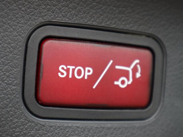 Mercedes-Benz EQA 250 AMG Line 67 kWh l Stoelverwarming l Ambiente lichtpakket l Achteruitrij camera