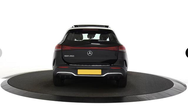 Mercedes-Benz EQA 250 AMG Line 67 kWh Panoramadak / Camera /
