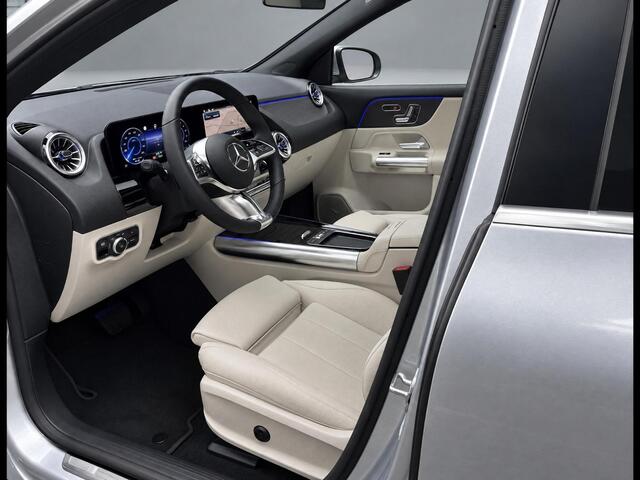 Mercedes-Benz EQA 250+ Luxury Line | Panoramadak | Trekhaak | Beige Interieur | Elektrisch Verstelbare Stoelen + Memory | 360° Camera | Donkergetint Glas Achter | Dodehoekassistent | Apple CarPlay | Android Auto | Stoelverwarming | Sfeerverlichting | Parkeersensoren