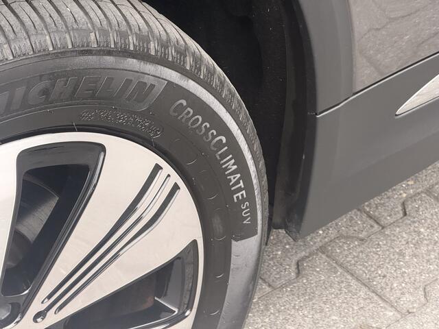 Mercedes-Benz EQA 250 Electric Art 67 kWh Panodak / Trekhaak / Navi / Clima / Camera