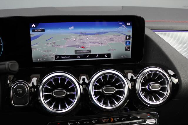 Mercedes-Benz EQA 250 Sport Edition 67 kWh | Panoramadak | Trekhaak | Widescreen | Keyless Go | Camera | Dodehoekassistent | Advanced Sound System |