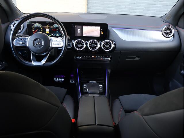 Mercedes-Benz EQA 250 Business Solution AMG 67 kWh | Cam | Night pakket | Sfeerverlichting |