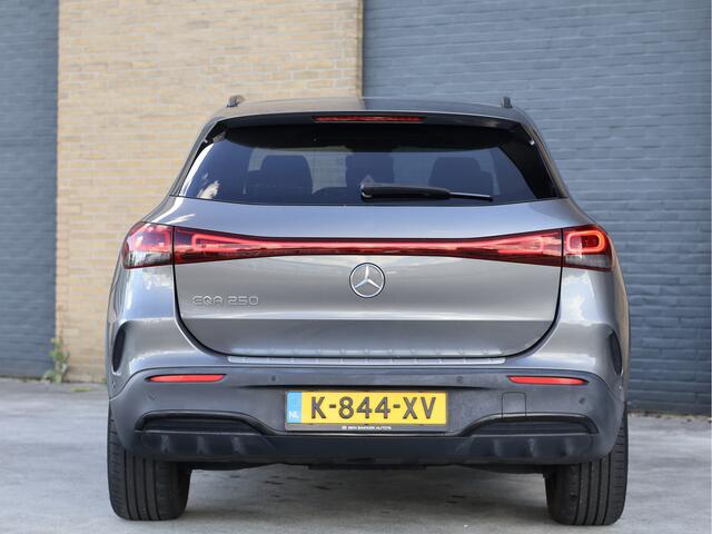 Mercedes-Benz EQA 250 Business Solution AMG 67 kWh | Cam | Night pakket | Sfeerverlichting |