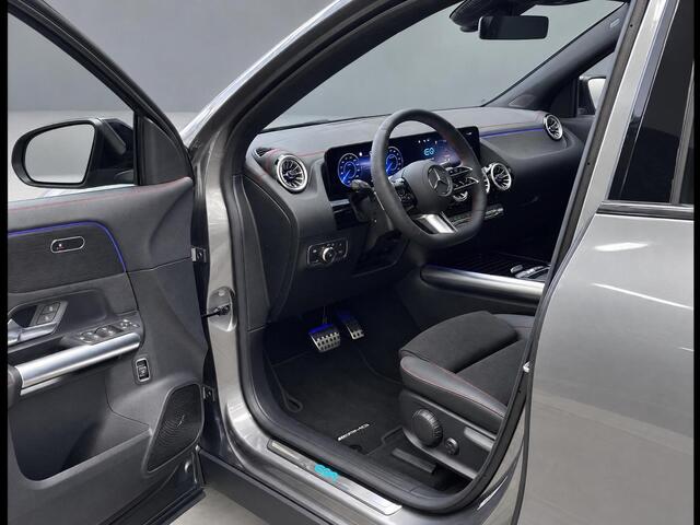 Mercedes-Benz EQA 250+ AMG | Panoramadak | Night Pakket | Winter Pakket | 360° Camera | Sierdelen Lindenhout Zwart | Dodehoekassistent | Apple CarPlay | Android Auto | Advanced Sound System | Sfeerverlichting | Stoelverwarming | Stuurverwarming – foto 8