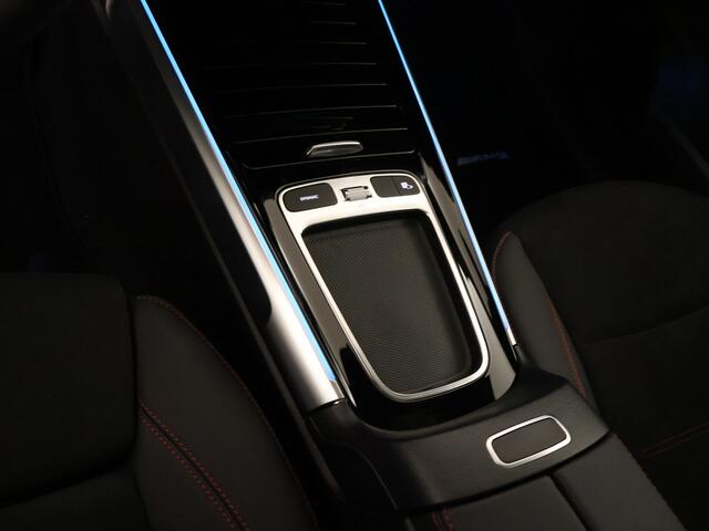 Mercedes-Benz EQB 250+ AMG Line 7p. 71 kWh | Nightpakket | Parkeerpakket met achteruitrijcamera | KEYLESS-GO comfort pakket | Winter pakket | EASY PACK achterklep | GUARD 360° Voertuigbescherming Plus |