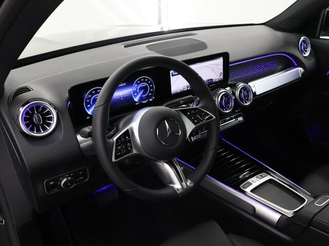 Mercedes-Benz EQB 250+ Luxury Line 71 kWh | Panoramaschuifdak | Achteruitrijcamera | Stoelverwarming | Keyless go | EASY-Pack achterklep