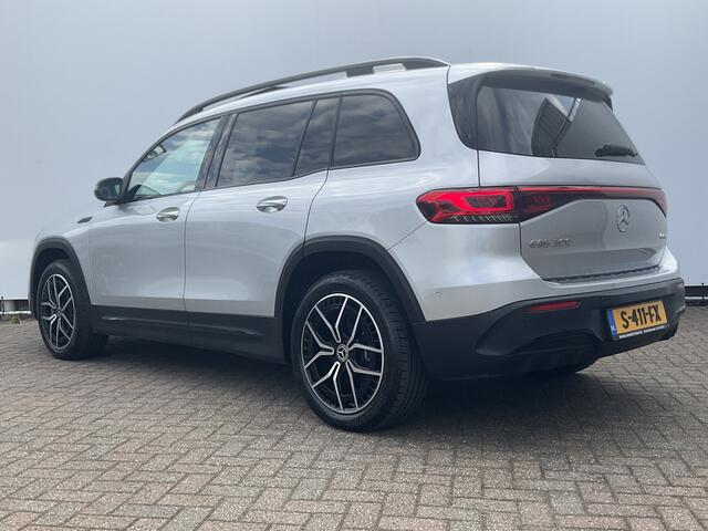 Mercedes-Benz EQB 300 4MATIC AMG Line 67 kWh Pano Adap.Cruise Sfeerverl Cam Compleet!