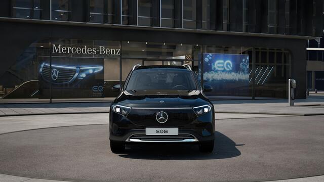 Mercedes-Benz EQB 250+ Business Solution 71 kWh | Parkeerpakket met achteruitrijcamera | EASY PACK achterklep | Zitcomfortpakket | Extra USB-poorten | Verwarmde stoelen vooraan | Sfeerverlichting | Licht- en zicht pakket |