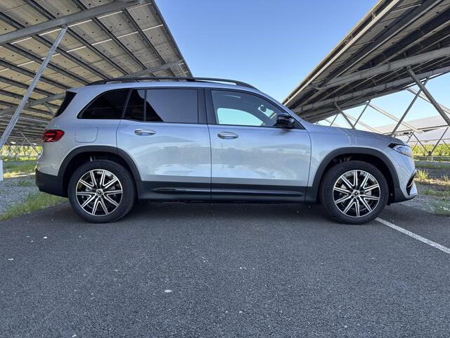 Mercedes-Benz EQB 250+ AMG Line 71 kWh | Night | Panoramadak | Burmester | 360 camera | Memory stoelen |