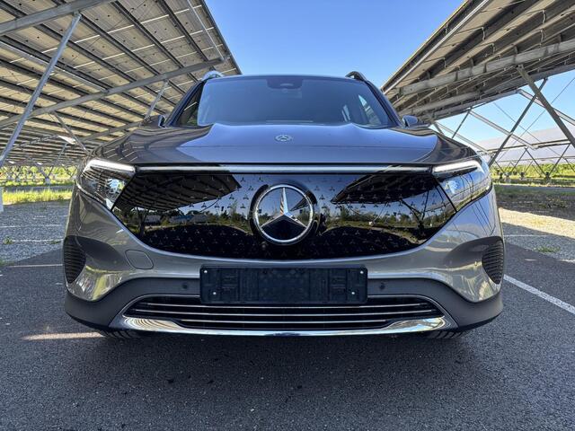Mercedes-Benz EQB 250+ Business Solution Luxury 71 kWh | Panoramadak | Winter-pakket | Elektrisch verstelbare stoelen | Apple carplay & Android auto |
