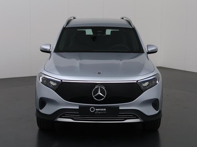 Mercedes-Benz EQB 250+ Essential Line 71 kWh | Stoelverwarming | Parktronic | Easy pack achterklep