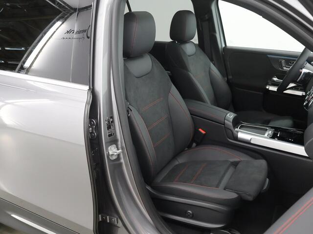 Mercedes-Benz EQB 250+ AMG Line 71 kWh | Burmester | Head-up display | Elektrisch bedienbare stoelen | 360 graden camera | Elektrisch bedienbaar panorama-dak
