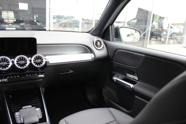 Mercedes-Benz EQB 250 | Distronic | Memory | Camera