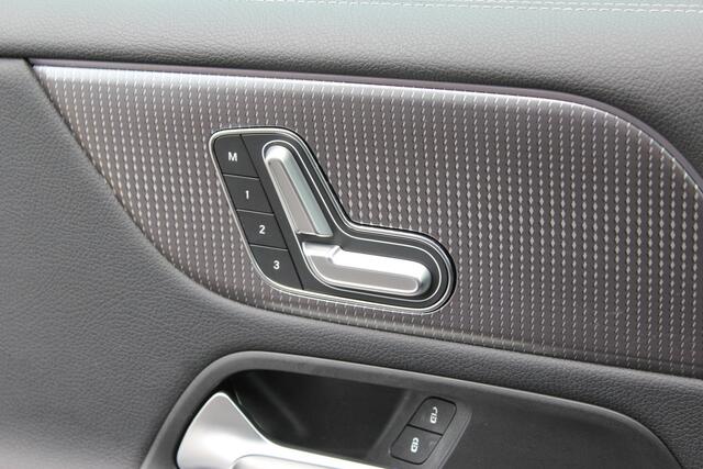 Mercedes-Benz EQB 250 | Distronic | Memory | Camera