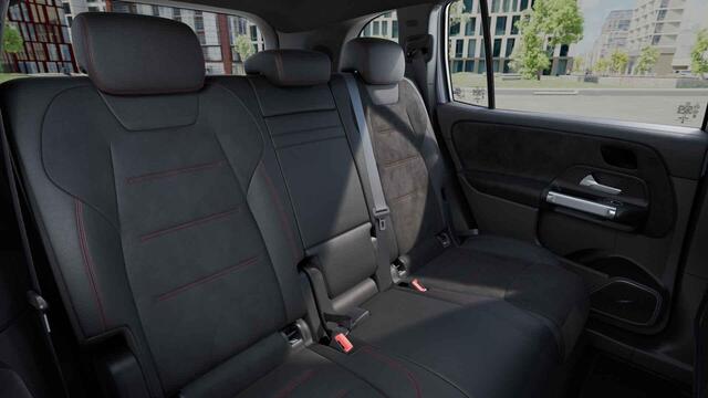 Mercedes-Benz EQB 250+ Business Solution AMG 71 kWh Panorama dak | Trekhaak