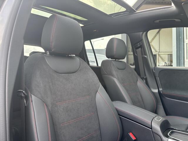 Mercedes-Benz EQB 250+ Business Solution AMG | Night Pakket | Panoramadak | Burmester Surround Sound | 360° Camera | Head-up Display | Dodehoekassistent | Elektrisch Verstelbare Stoelen + Memory | Stoelverwarming | Sfeerverlichting | Apple CarPlay | Android Auto