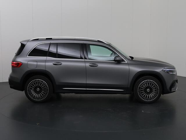 Mercedes-Benz EQB 250+ AMG Line 71 kWh | Verstelbare demping | Panoramaschuifdak | Keyless go | Stoelverwarming |