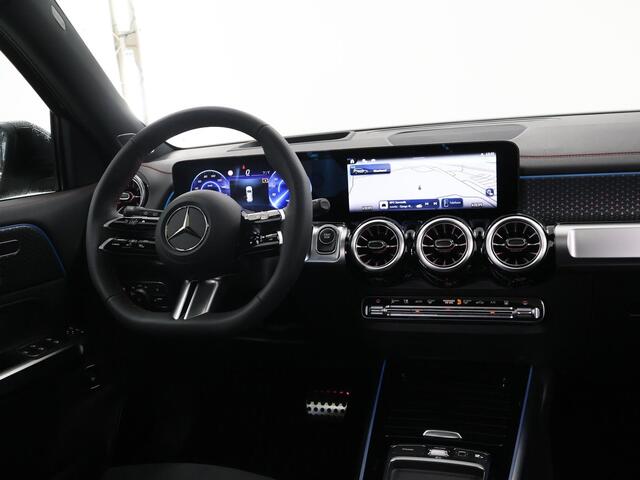 Mercedes-Benz EQB 250+ AMG Line 71 kWh | Night | Burmester | Panoramdak | Memory | Head-up display | Rij-assistentie pakket | 360 camera |
