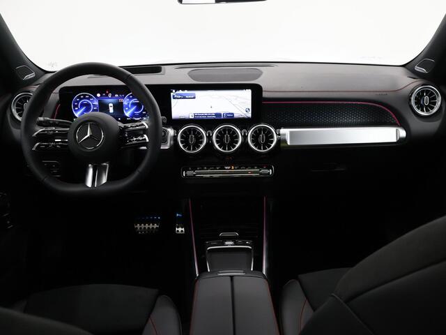 Mercedes-Benz EQB 250+ AMG Line 71 kWh | 7-Pers | Panoramadak | Dodehoek Assistent | Elektrische Stoelen met Memory | 360 Camera | Burmester Surround System | Apple Carplay/Android Auto |
