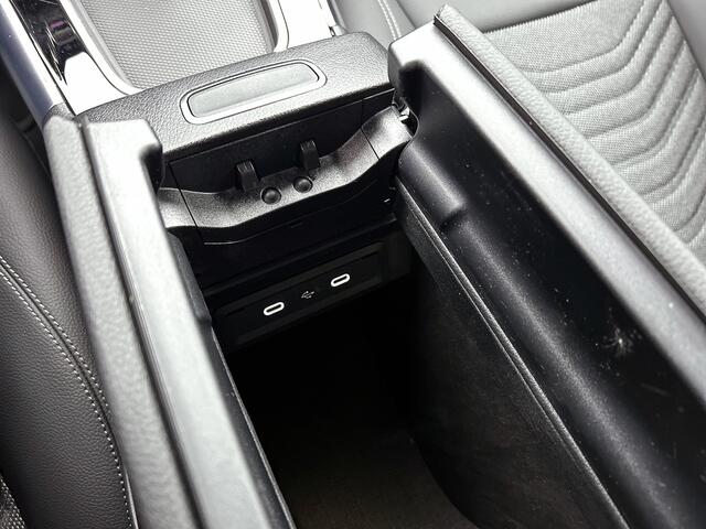Mercedes-Benz EQB 250+ Business Solution 7p. 71 kWh | Parkeerpakket met achteruitrijcamera | EASY PACK achterklep | Sfeerverlichting | Verwarmde stoelen vooraan | Extra USB-poorten | Zitcomfortpakket | Licht- en zicht pakket |