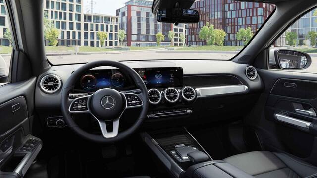 Mercedes-Benz EQB 250 Business Line 7persoons 67 kWh | Stoelverwarming | LED koplampen | Dakrails | Achteruitrijcamera |