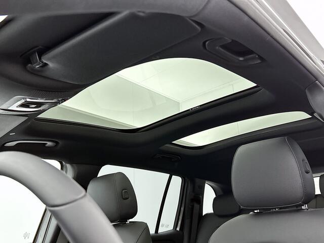Mercedes-Benz EQB 250+ Business Solution Luxury 7p. 71 kWh | GUARD 360° Voertuigbescherming Plus | EASY PACK achterklep | Parkeerpakket met 360°-camera | Dodehoekassistent |Stoelverwarming voor | Sfeerverlichting | Spiegelpakket |