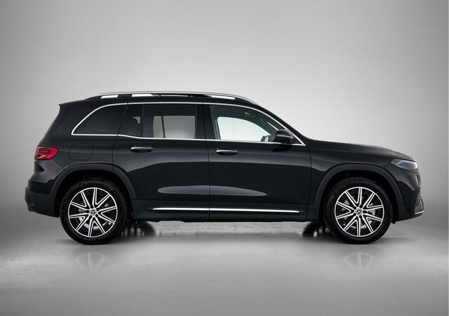 Mercedes-Benz EQB 250+ Business Solution AMG 71 kWh | Trekhaak | Premium pakket | Parkeerpakket met 360°-camera | KEYLESS-GO comfort pakket | EASY PACK achterklep | Head-up display | Dodehoekassistent | Extra USB-poorten |