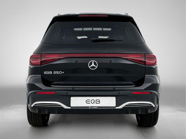 Mercedes-Benz EQB 250+ Business Solution AMG 71 kWh | Trekhaak | Premium pakket | Parkeerpakket met 360°-camera | KEYLESS-GO comfort pakket | EASY PACK achterklep | Head-up display | Dodehoekassistent | Extra USB-poorten |