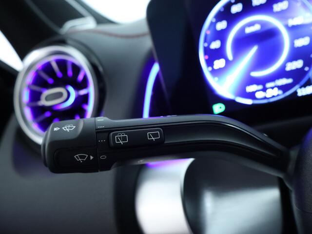 Mercedes-Benz EQB 250+ Business Solution AMG 71 kWh | Premium pakket | Dodehoekassistent | Parkeerpakket met 360°-camera | EASY PACK achterklep | Extra USB-poorten | KEYLESS-GO comfort pakket | Spiegelpakket | Stoelverwarming voor |