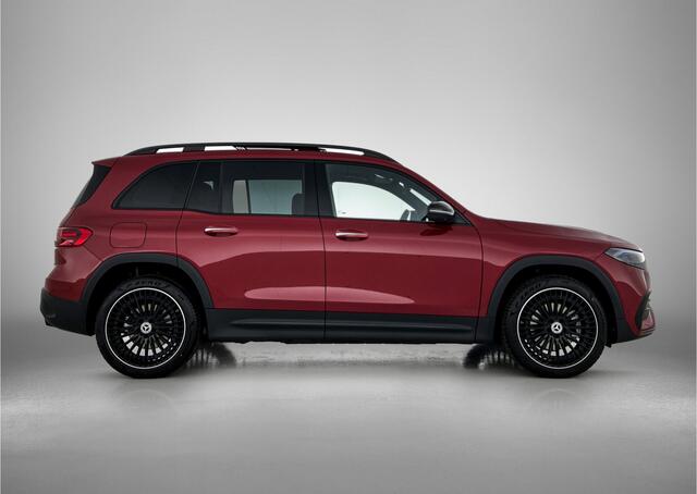 Mercedes-Benz EQB 250+ Business Solution AMG 71 kWh | Nightpakket | Winter pakket | Premium pakket | Parkeerpakket met 360°-camera | GUARD 360° Voertuigbescherming Plus | KEYLESS-GO comfort pakket | EASY PACK achterklep |