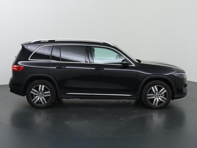 Mercedes-Benz EQB 250+ Business Line 71 kWh | 7 zits | Getint glas |