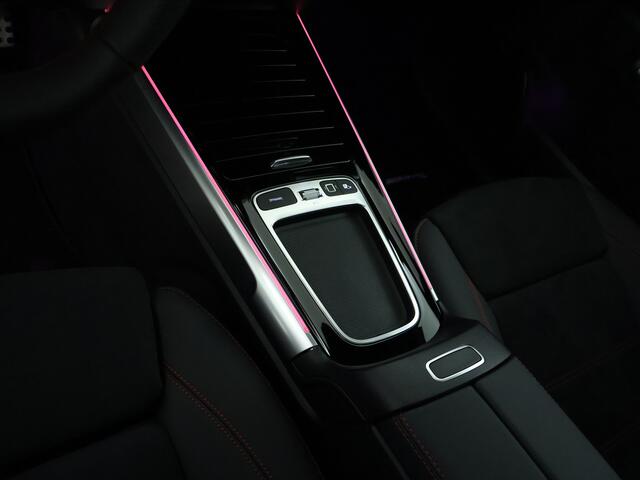Mercedes-Benz EQB 250+ AMG Line 7p. 71 kWh | Nightpakket | Premium pakket | Parkeerpakket met 360°-camera | KEYLESS-GO comfort pakket | GUARD 360° Voertuigbescherming Plus | Winter pakket | Burmester Surround Sound systeem |