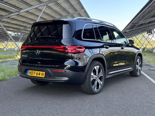 Mercedes-Benz EQB 250+ Luxury Line 71 kWh | Panoramadak | Trekhaak | Sfeerverlichting | Parkeercamera | Stoelverwarming |