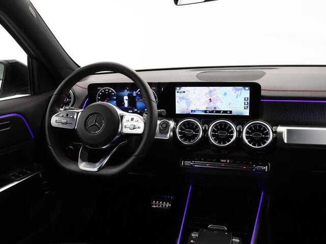 Mercedes-Benz EQB 250+ AMG NIGHT 71 kWh | AMG Line | Night Pakket | 19" velgen | Sfeerverlichting | Dodehoek assistent |