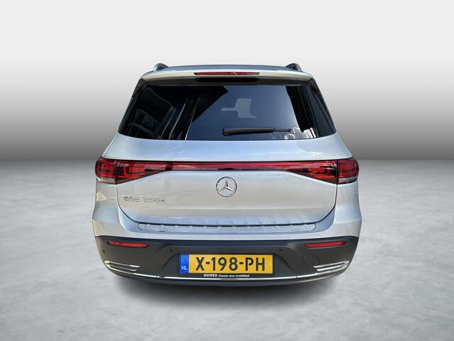 Mercedes-Benz EQB 250 | 7-Persoons | Panoramadak | Memorystoelen verwarmd | 360° Camera | Sfeerverlichting