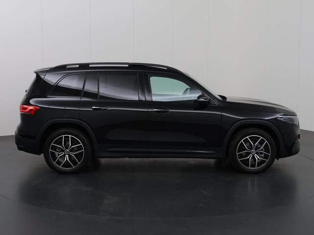 Mercedes-Benz EQB 300 4MATIC AMG NIGHT Premium 67 kWh | Panoramadak | Sfeerverlichting | Apple Carplay | Stoelverwarming | Achteruitrijcamera |