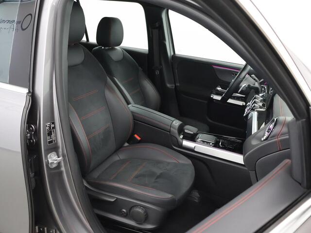 Mercedes-Benz EQB 250 AMG Line 67 kWh | Elektrische achterklep | Stoelverwarming | Augmented reality |