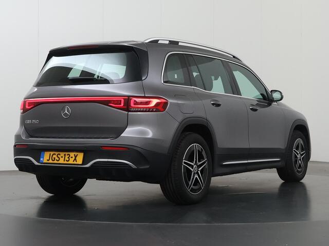 Mercedes-Benz EQB 250 AMG Line 71 kWh | Augmented reality | Stoelverwarming | Elektrische achterklep |