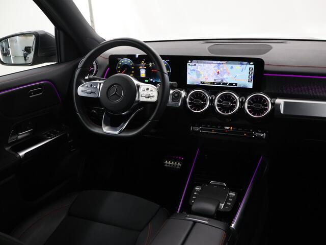 Mercedes-Benz EQB 250 AMG Line 71 kWh | Augmented reality | Stoelverwarming | Elektrische achterklep |