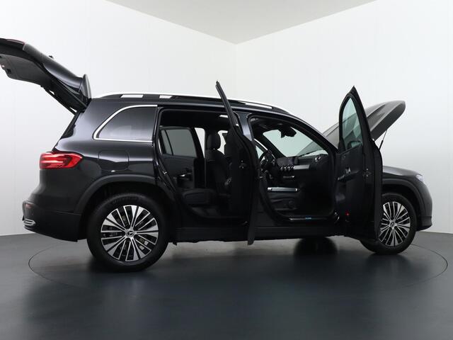 Mercedes-Benz EQB 250+ Business Solution Luxury 7pers. 71 kWh Accu | Distronic Cruise Control | Apple Carplay & Android Auto | Panorama - Schuifdak | 360° Camera | Stuurwiel Verwarmd | DAB+ Radio