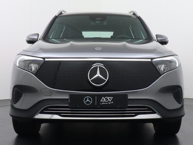 Mercedes-Benz EQB 250+ Business Solution Luxury 71 kWh Accu | Distronic Cruise Control | Panorama - Schuifdak | Memorystoelen | Trekhaak Wegklapbaar | Apple Carplay & Android Auto | DAB+ Radio