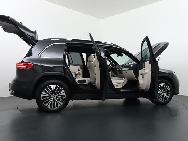 Mercedes-Benz EQB 250+ Business Solution Luxury 7pers. 71 kWh Accu | Distronic Cruise Control | Memorystoelen | 360° Camera | Panorama - Schuifdak | DAB+ Radio | Apple Carplay & Android Auto | Stuurwielverwarming