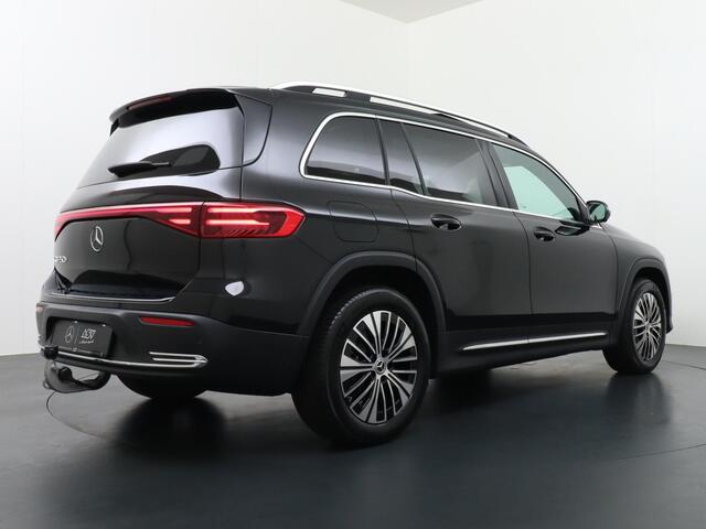 Mercedes-Benz EQB 250+ Business Solution Luxury 71 kWh Accu | Panorama - Schuifdak | Trekhaak Wegklapbaar | Distronic Cruise Control | Memorystoelen | Burmester Surround Sound | Apple Carplay & Android Auto