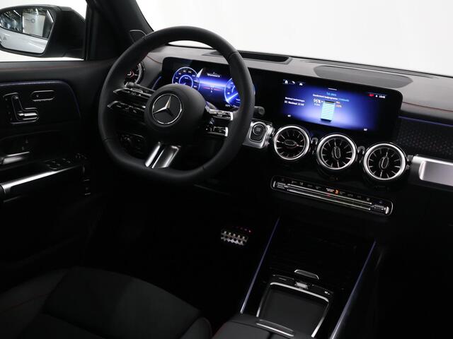 Mercedes-Benz EQB 250+ Business Solution AMG 71 kWh | Panoramaschuifdak | Dodehoekassistent | DAB+ | Led-Koplampen | 360° camera |