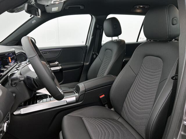 Mercedes-Benz EQB 250+ Business Solution 71 kWh | Stoelverwarming | Parkeerpakket met achteruitrijcamera | Sfeerverlichting | Sierdelen in Star Pattern | EASY PACK achterklep |
