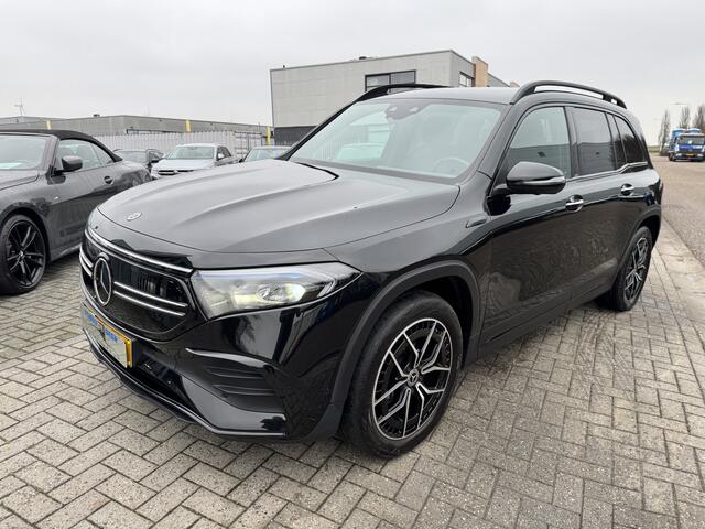Mercedes-Benz EQB 300 4MATIC AMG Line 7p. 67 kWh Distronic | Night | 360-Camera | Keyless