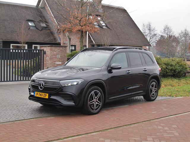 Mercedes-Benz EQB 250 AMG Line 67 kWh | SOH 95% | Panoramadak | Head-Up Display | 360 Camera | Sfeerverlichting |