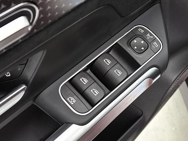 Mercedes-Benz EQB 250+ Business Solution AMG 71 kWh | Nightpakket | Winter pakket | Premium pakket | Parkeerpakket met 360°-camera | GUARD 360° Voertuigbescherming Plus | KEYLESS-GO comfort pakket | EASY PACK achterklep |