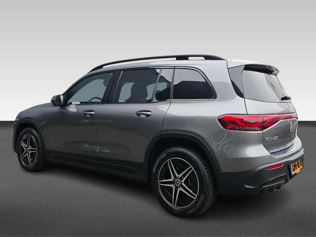 Mercedes-Benz EQB 250+ AMG Line 71 kWh | Automaat | Adaptive Cruisecontrol | 360 Camera | Stoelverwarming | Sfeerverlichting |